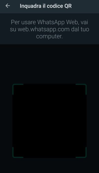 Inquadra il codice QR mostrato sul tablet con la fotocamera del telefono